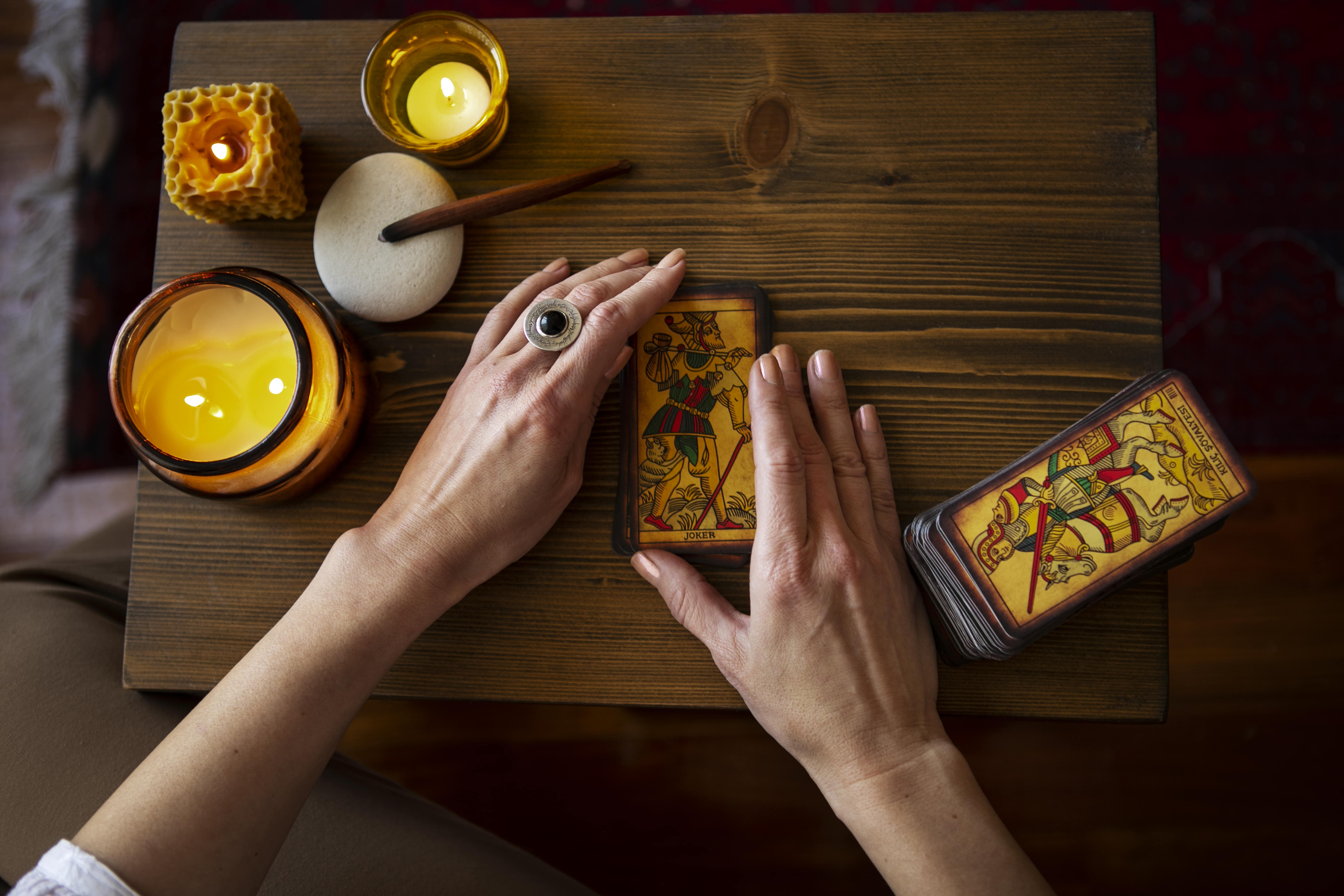 Master Tarot Reading Online with 96Astro-Academy